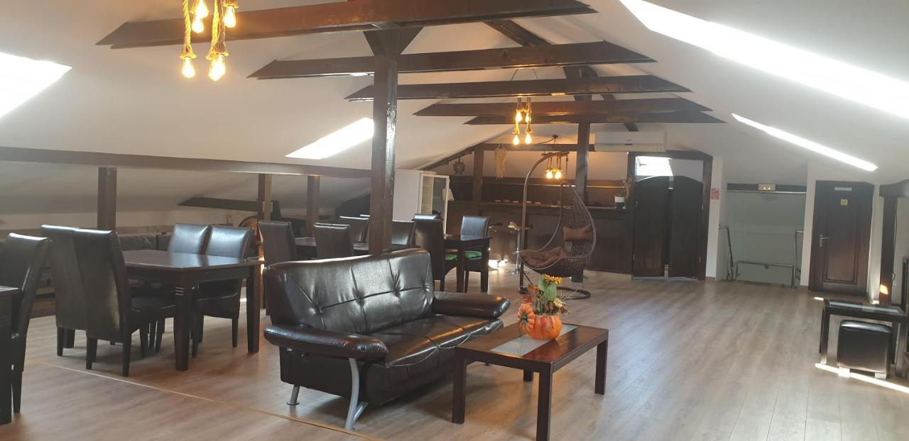 Ramona Hotel Gura Humorului Buitenkant foto