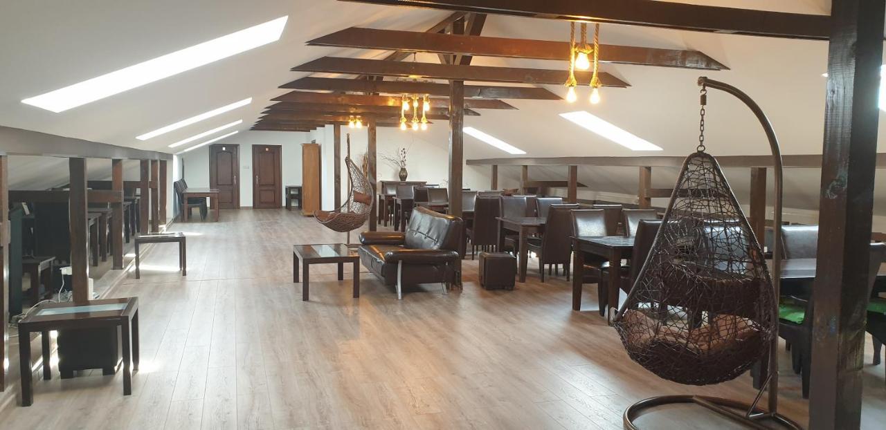 Ramona Hotel Gura Humorului Buitenkant foto