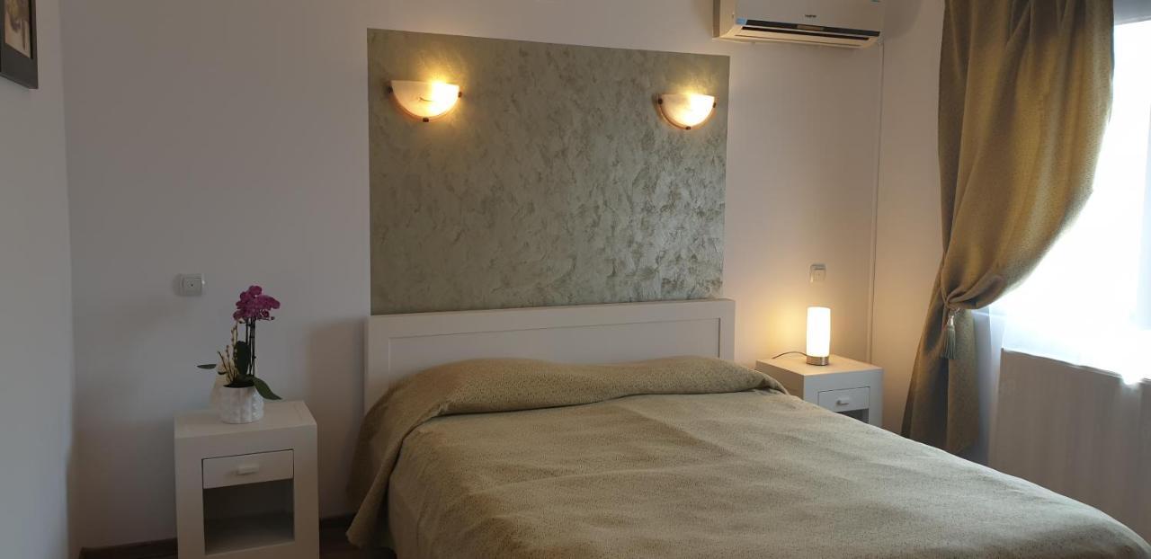 Ramona Hotel Gura Humorului Buitenkant foto