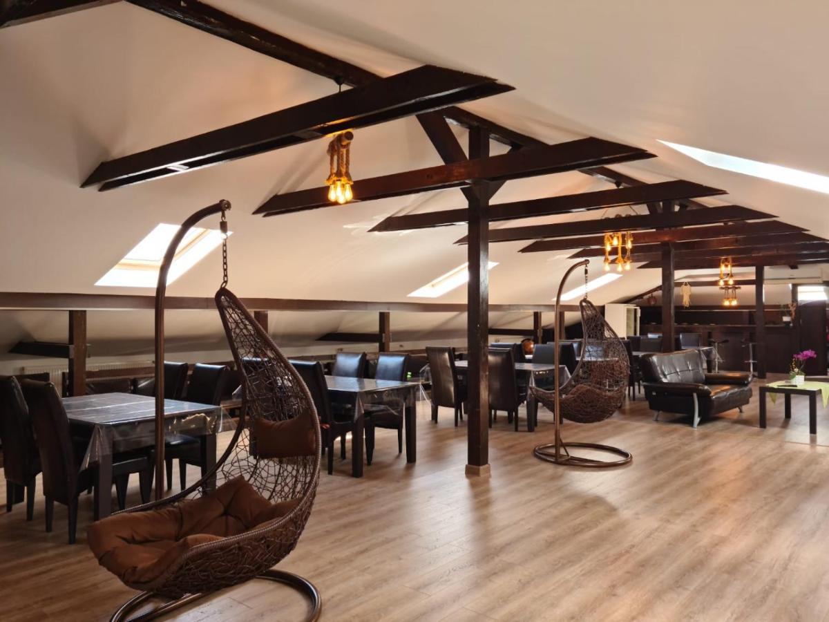 Ramona Hotel Gura Humorului Buitenkant foto