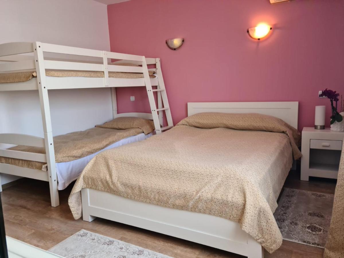 Ramona Hotel Gura Humorului Buitenkant foto